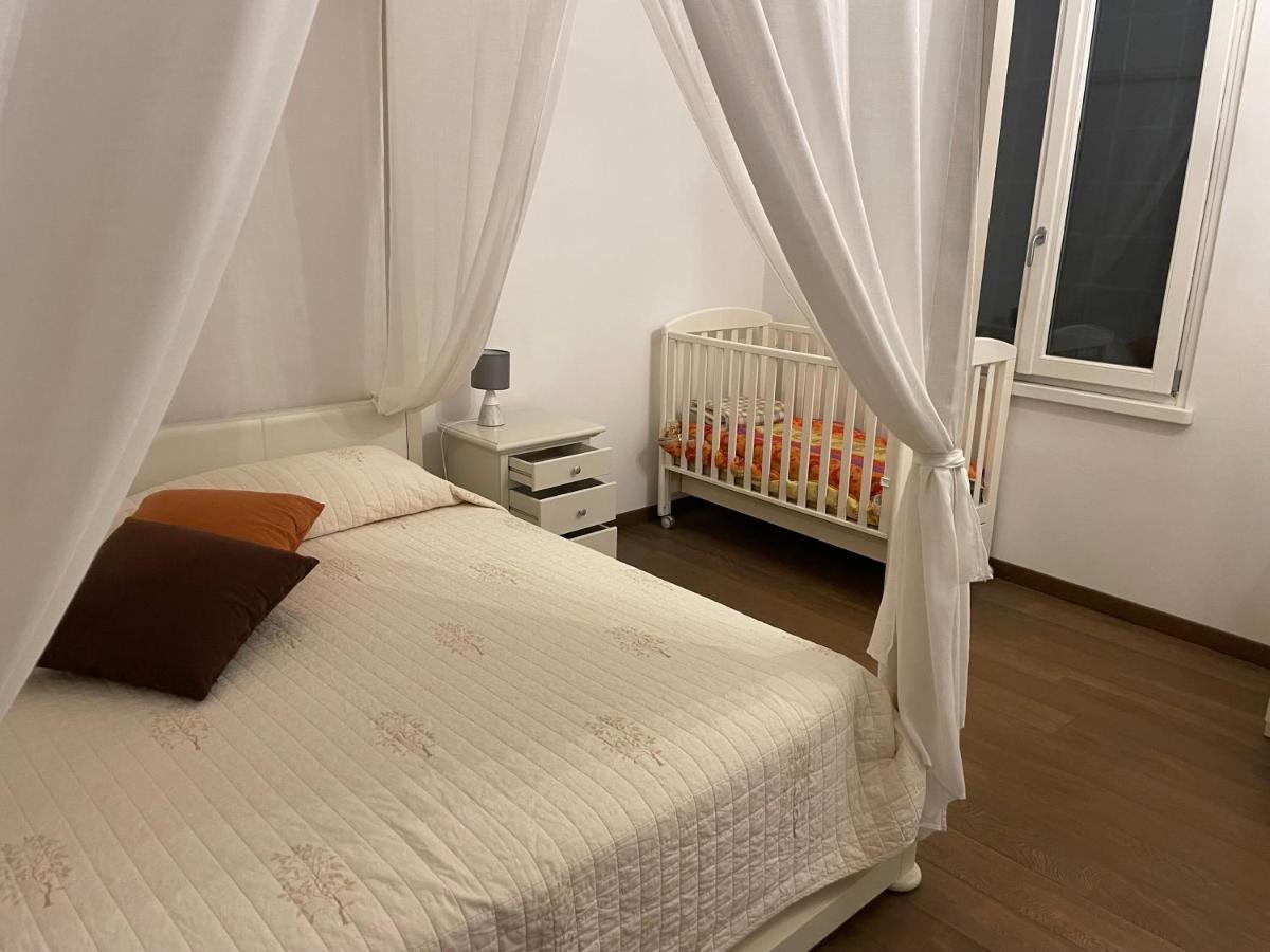 Residenza Fondo Ulivi Villa Ponti sul Mincio Eksteriør bilde